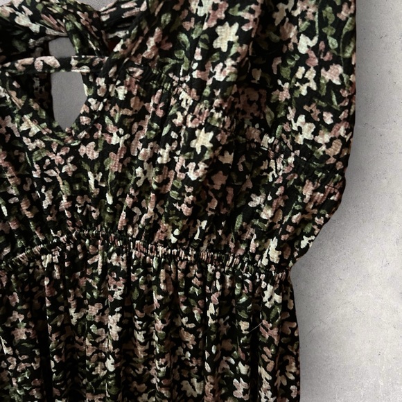 Eclipse Tie Back Maxi Dress - Picture 4 of 4